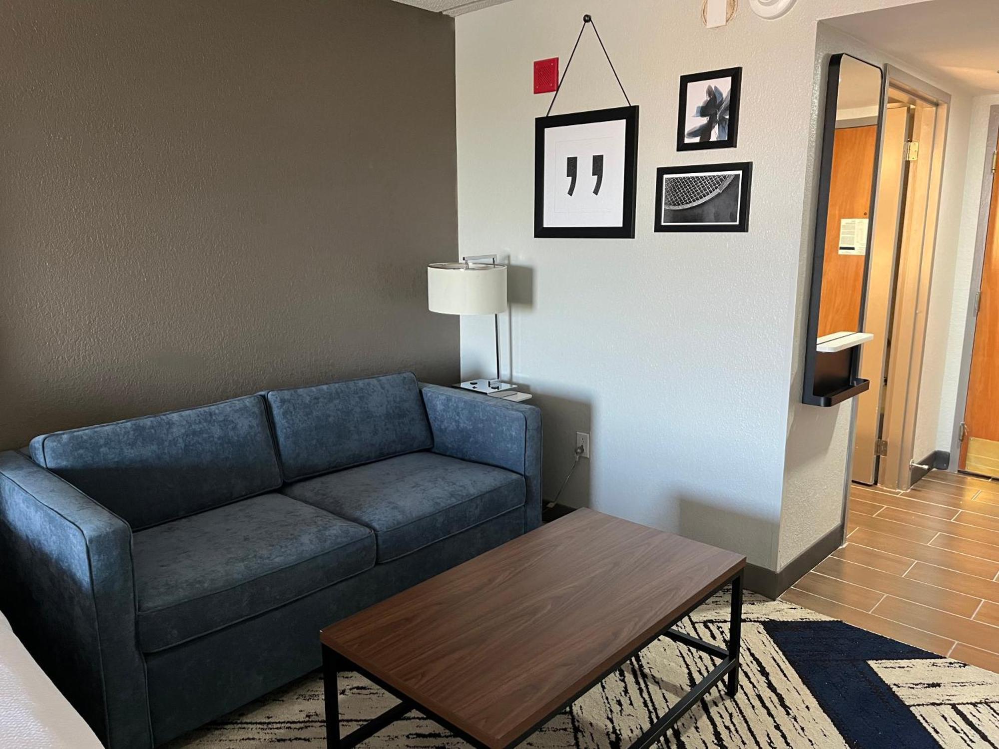 Four Points By Sheraton College Park Atlanta Airport 3*