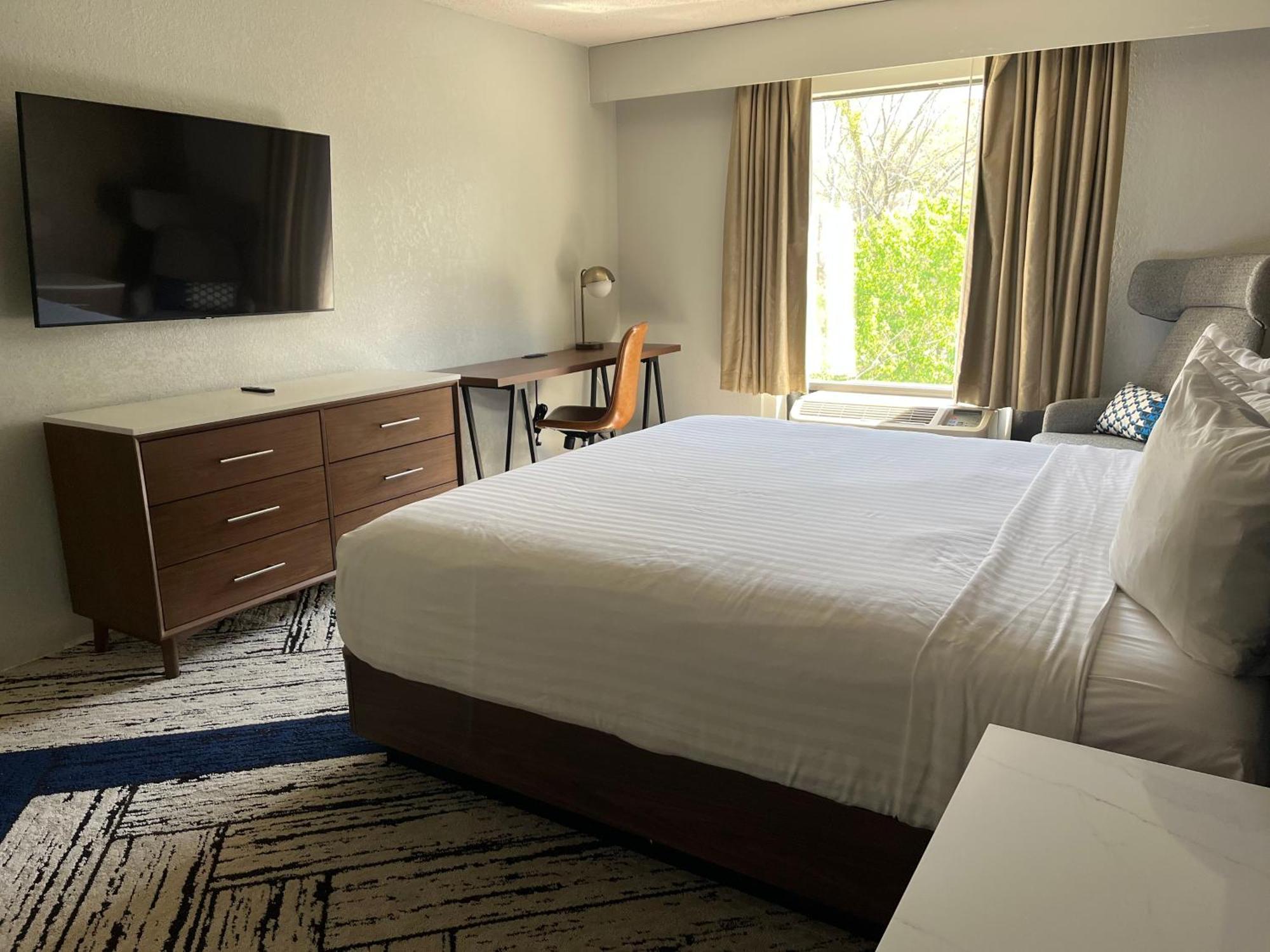 Four Points By Sheraton College Park Atlanta Airport Hotel