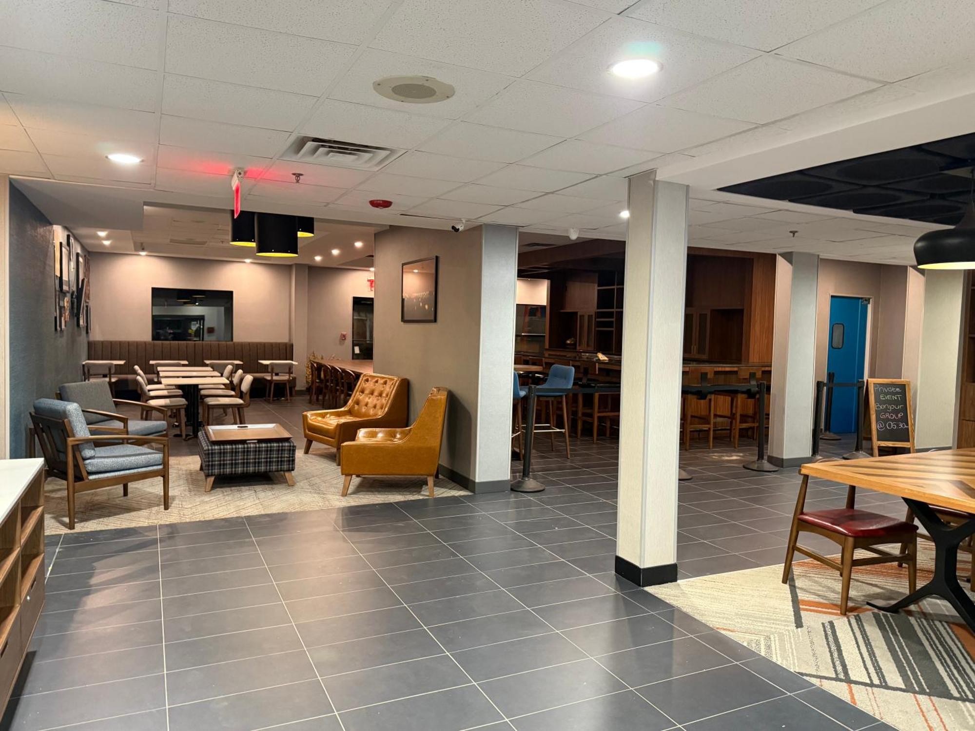Hotel Four Points By Sheraton College Park Atlanta Airport 3*